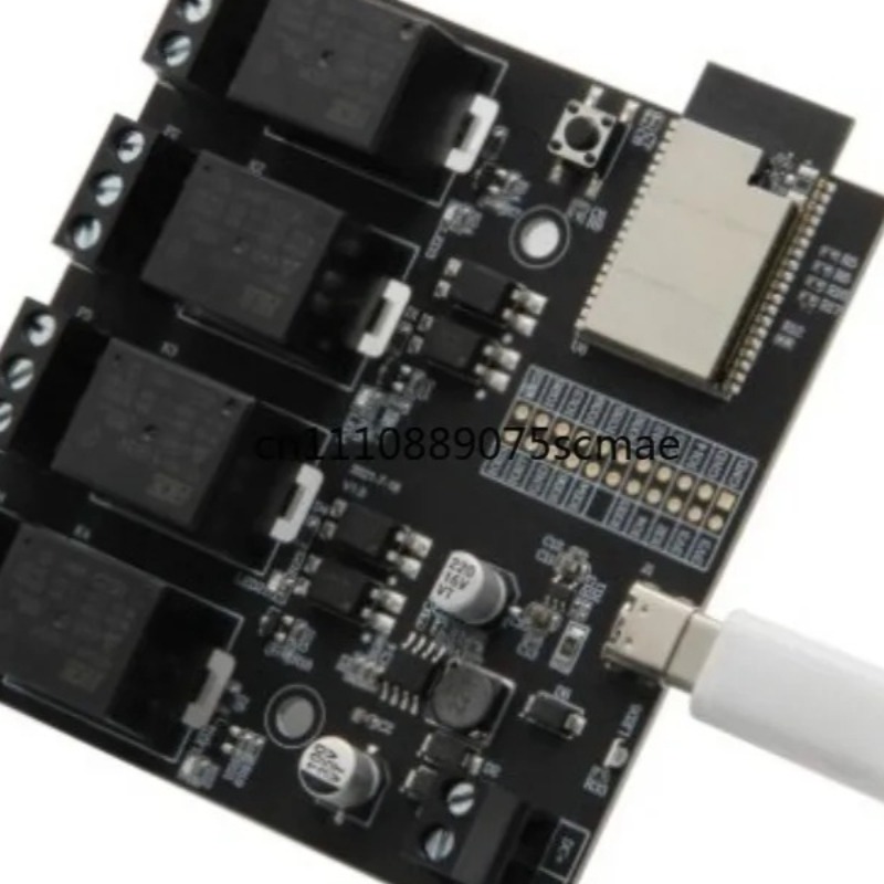 Iot Diy Home Automation - Moduł przekaźnikowy T-Relay ESP32 Quad DC